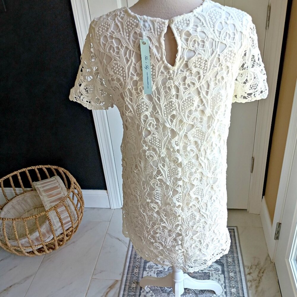 NEW! BOUTIQUE SHE & SKY WHITE LACE DRESS - Picture 5 of 5